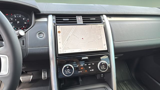 Used 2026  Land Rover Gemini Edition image 25