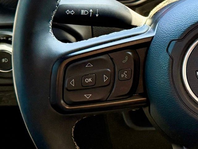 Used 2025 Jeep Wrangler SUV