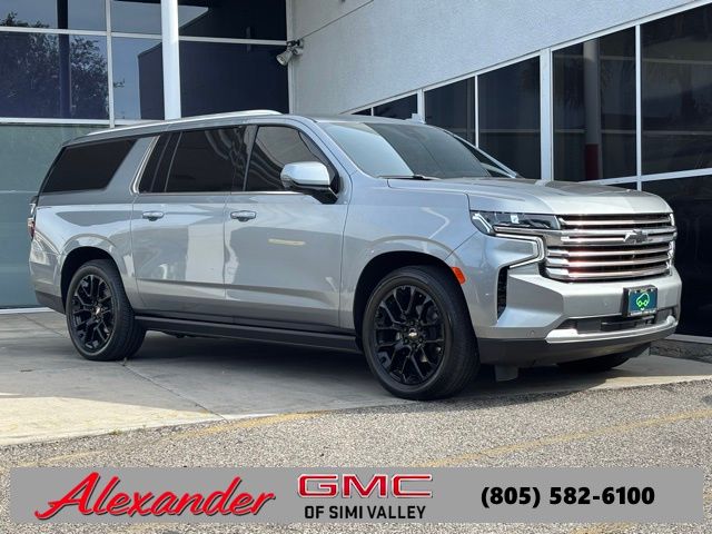Sterling Gray Metallic 2023 Chevrolet Suburban High Country 4WD SUV / Crossover Four-Wheel Drive