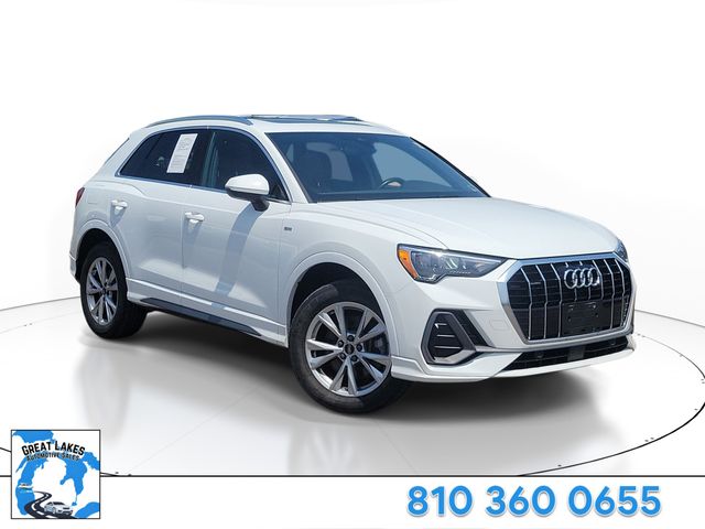 2022 Audi Q3 45 TFSI S Line Premium quattro's photo