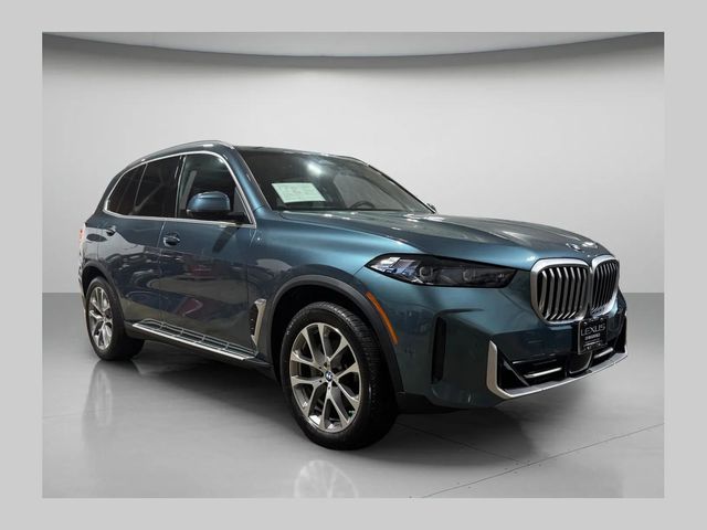 Green 2026 BMW X5 SUV / Crossover All-Wheel Drive 8-Speed Automatic