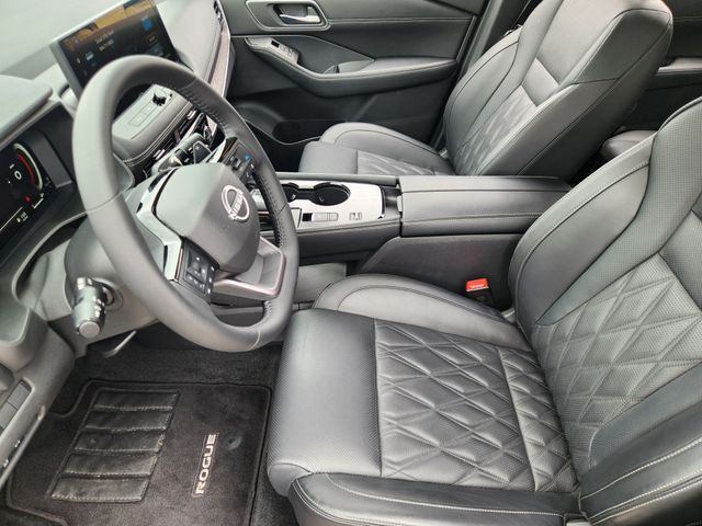 Used 2025 Nissan Rogue SUV