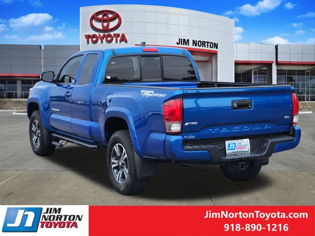 Used 2017 Toyota Tacoma Truck