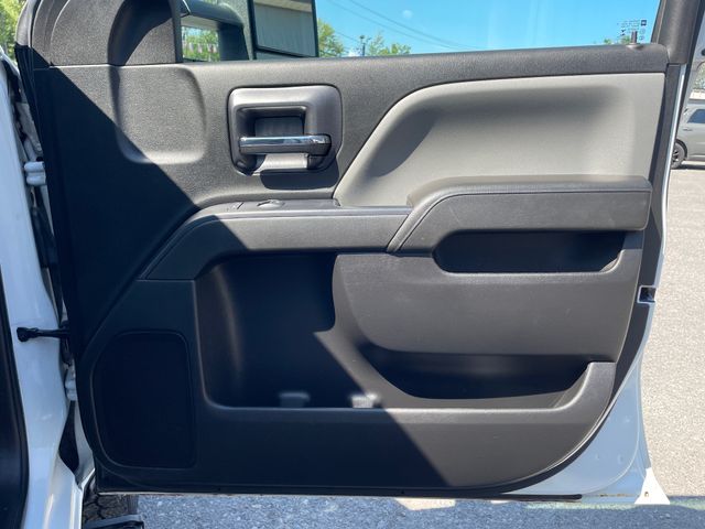 2019 Chevrolet Silverado 2500HD Work Truck - Summit White exterior view 15