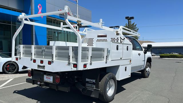 2024 Chevrolet Silverado 3500HD Work Truck 2