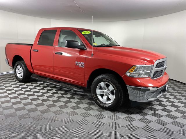 2022 RAM 1500 Classic SLT Crew Cab 4WD