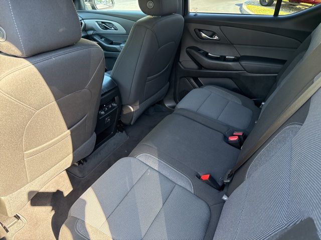 2022 Chevrolet Traverse Cloth photo 10
