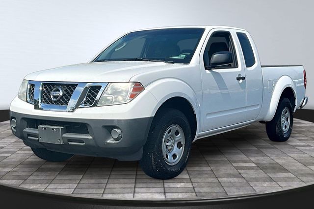 White (Fresh Powder) 2009 Nissan Frontier Pickup Truck 4X2 5-Speed Manual Overdrive
