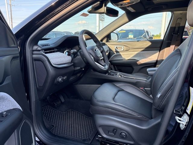 Used 2024 Jeep Compass Latitude Lux 4D Sport Utility