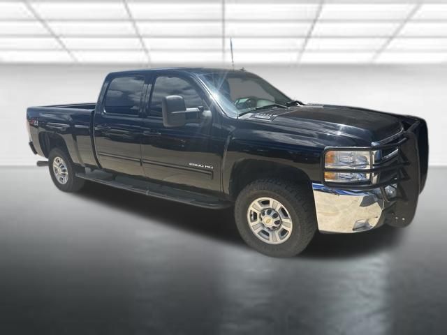 Black 2010 Chevrolet Silverado 2500HD Pickup Truck Four-Wheel Drive 6-Speed Automatic