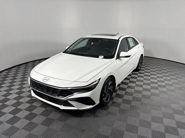 New 2025 Hyundai Elantra Hybrid For Sale in Indianapolis, IN