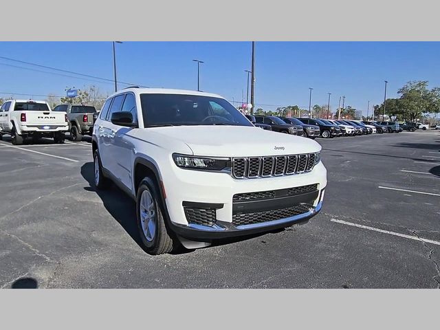 2026 Jeep Grand Cherokee L Laredo 4x2