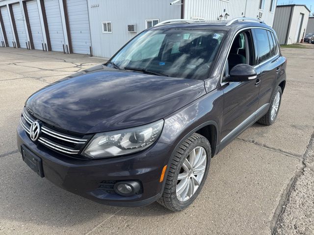 2016 Gray Volkswagen Tiguan SE AWD SUV