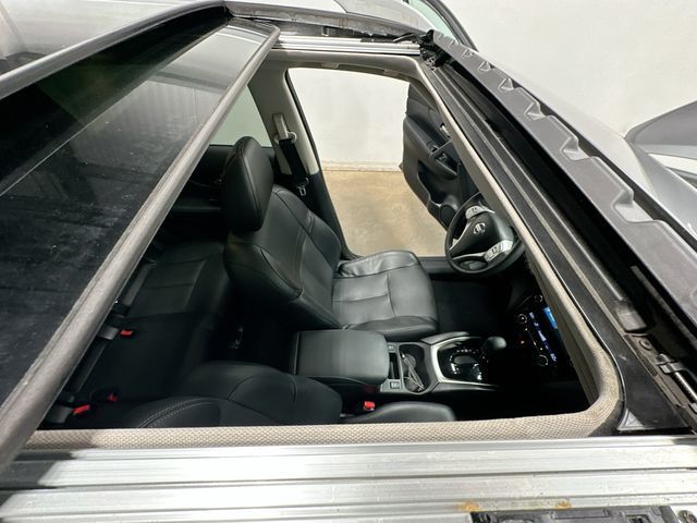 2015 Nissan Rogue SL Gray at Sutliff Volkswagen