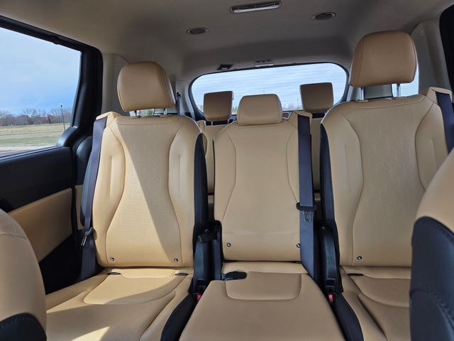 2024 Kia Carnival MPV EX