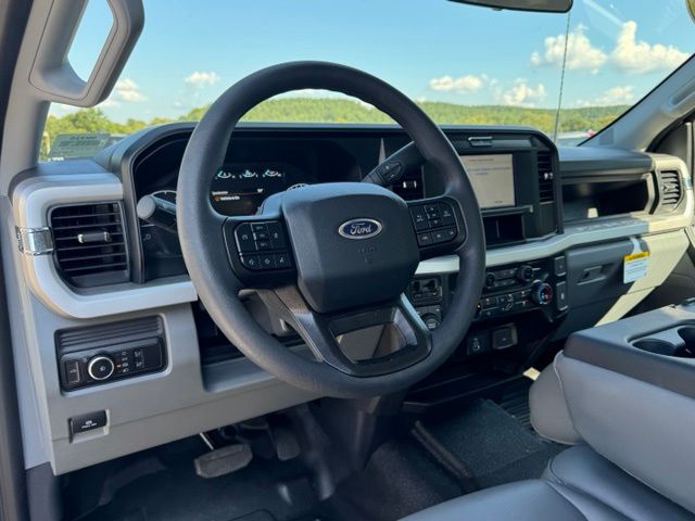 Used 2026 White Ford XL image 25