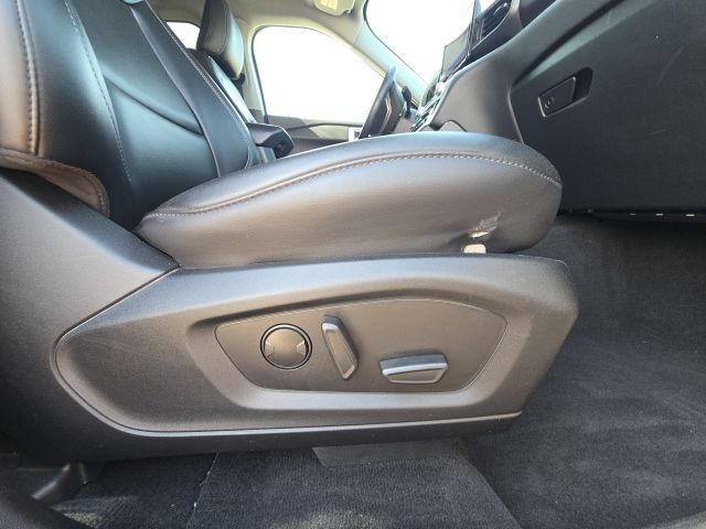 2022 Ford Explorer XLT:168543A