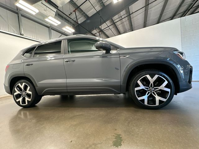 2023 Volkswagen Taos 1.5T SEL Gray at Subaru and VW of Moon Township