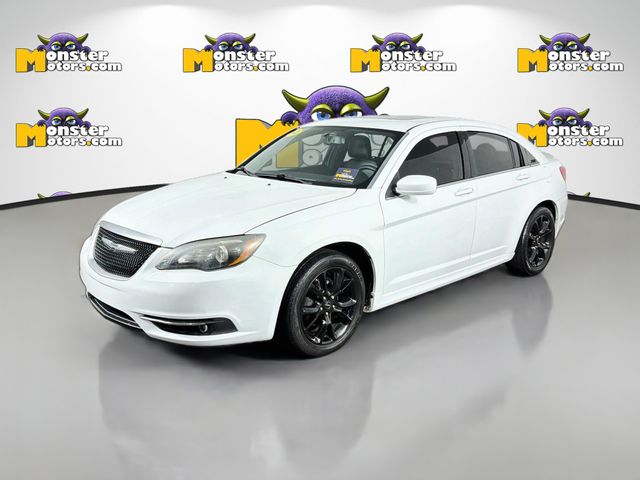 Bright White Clearcoat 2014 Chrysler 200 Sedan Front-Wheel Drive 6-Speed Automatic