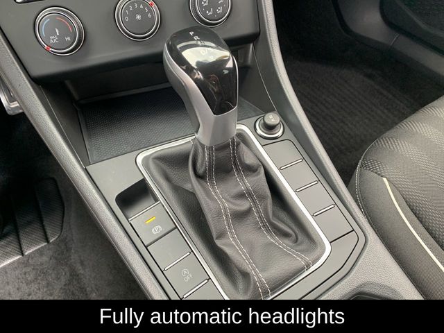 Used 2023 Volkswagen Jetta Sedan