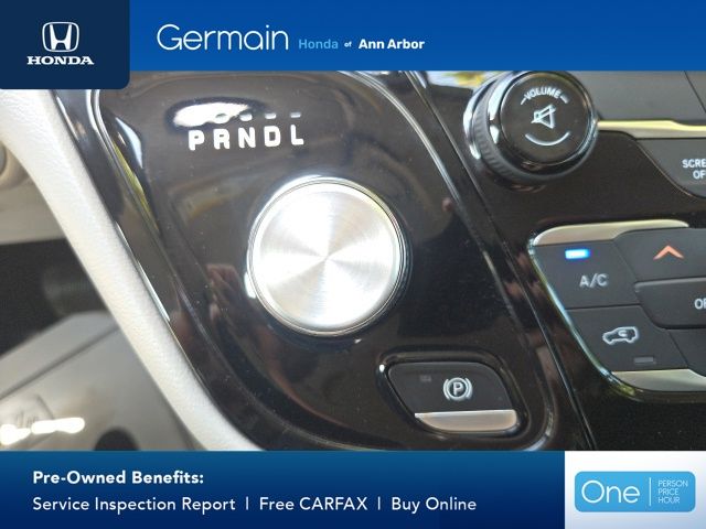 Used 2017 Molten Silver Chrysler Touring image 26