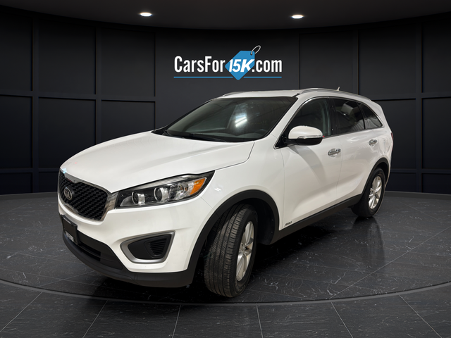 Used 2017 Snow White Pearl Kia LX image 3