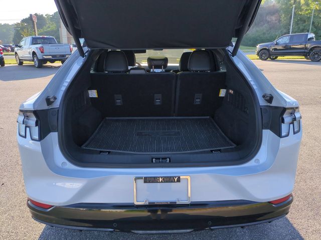 Used 2023 White Ford GT image 32