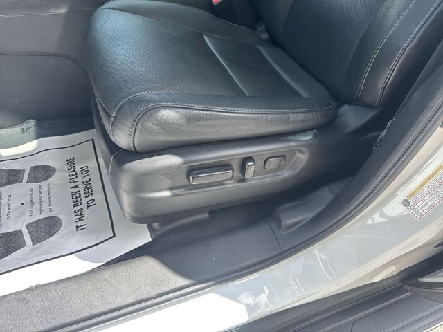 Used 2021  Honda Elite image 32