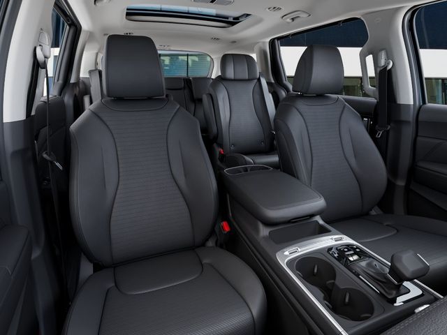 New 2026 Kia Carnival MPV Van
