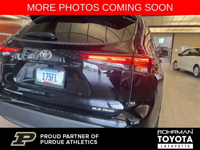 2023 Toyota Highlander XLE 12