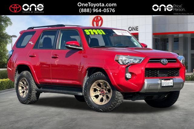 Barcelona Red Metallic 2020 Toyota 4Runner SUV / Crossover Four-Wheel Drive 5-Speed Automatic Overdrive