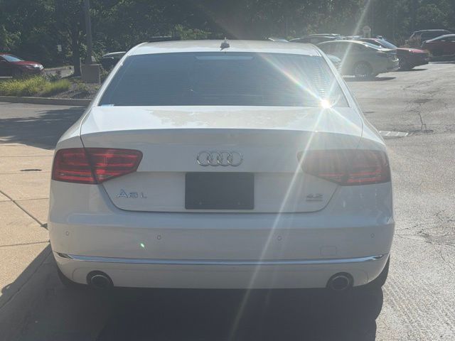 Used 2011 White Audi L 4.2 image 6
