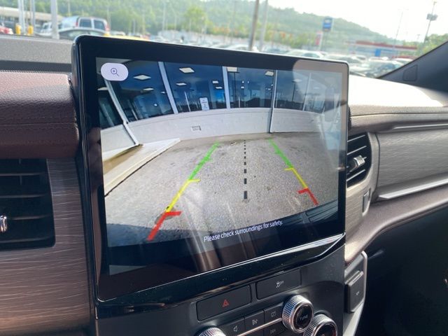 2023 Ford Expedition Max Limited photo