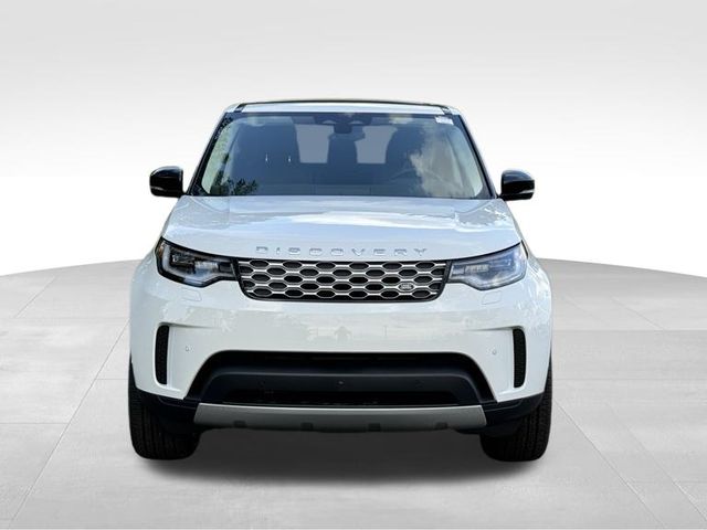 2024 Land Rover Discovery S 8