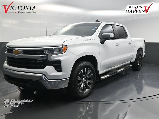 2022 Chevrolet Silverado 1500 LT Crew Cab 4WD    