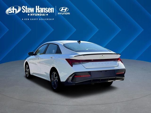 New 2026 White Hyundai SEL Sport image 5