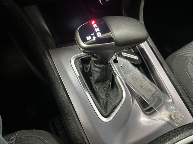 Used 2019 Gray Dodge SXT image 21