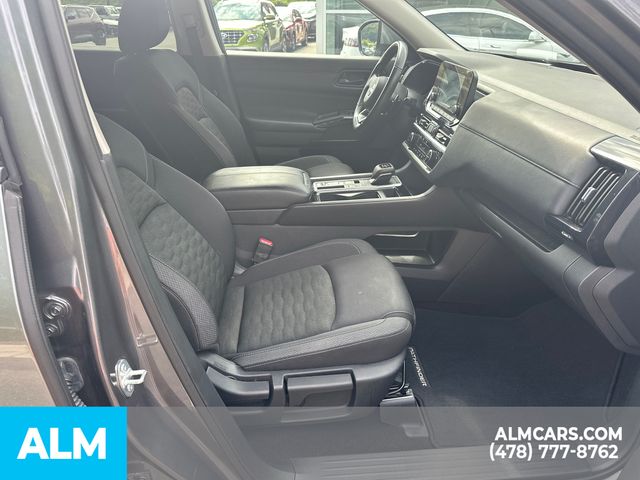 Used 2025 Gray Nissan SV image 15