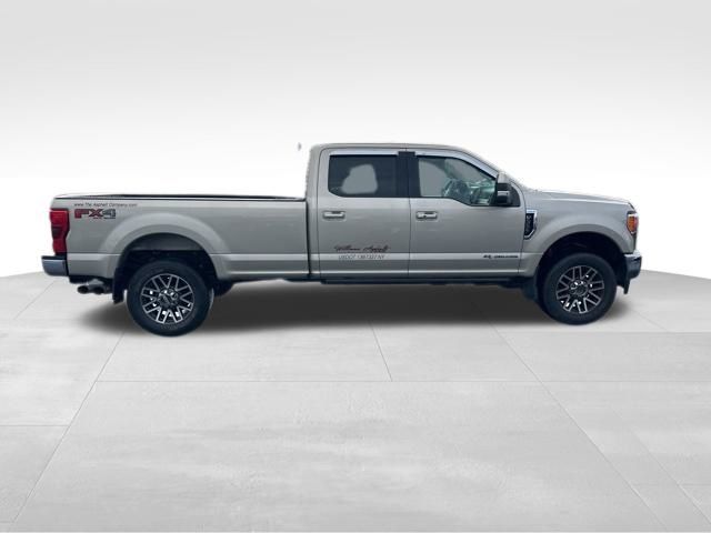 2017 Ford F-350SD Lariat photo
