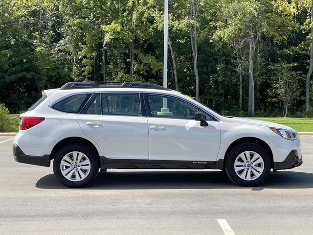 2018 Subaru Outback 2.5i 11