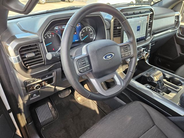 Used 2023 White Ford XLT image 13