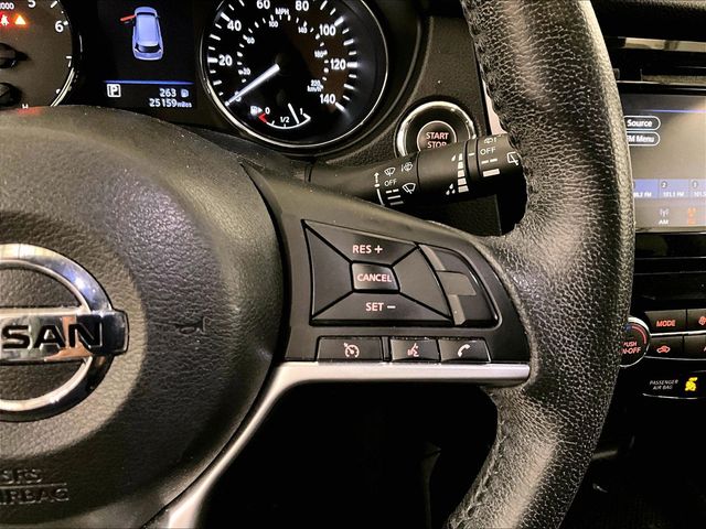 2019 Nissan Rogue SV Black at South Hills Kia