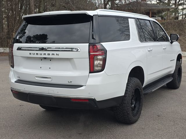 2022 Chevrolet Suburban LT:168357A