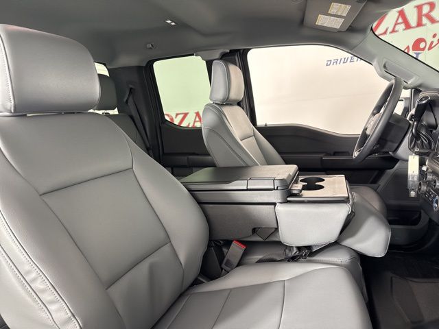 2025 Carbonized Gray Metallic Ford F-150 XL 4X4 Truck
