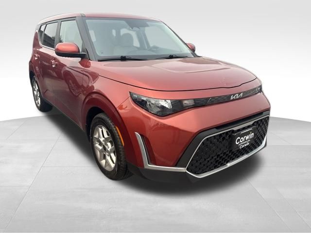 2023 Kia Soul LX FWD