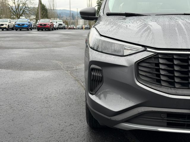 used 2023 Ford Escape car, priced at $22,995