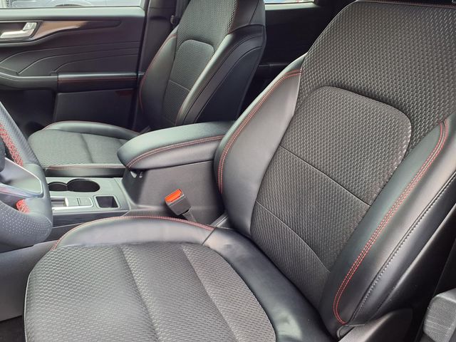 2024 Ford Escape - Image 3