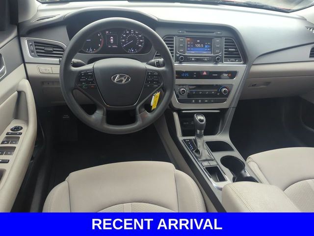 2015 Hyundai Sonata SE photo