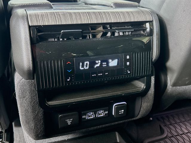2024 Silver Zynith Jeep Wagoneer Series III 4X4 SUV