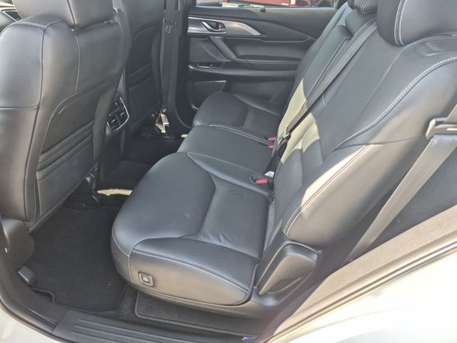 Used 2021 White Mazda Grand Touring image 29